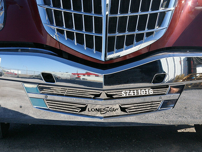 INTERNATIONAL LONESTAR AVEC SA SEMI-REMORQUE UNITED VAN LINES LTD 1
